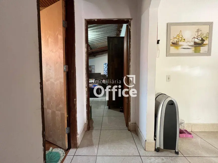Foto 7 de Casa com 2 quartos à venda, 300m2 em Víviam Parque, Anapolis - GO