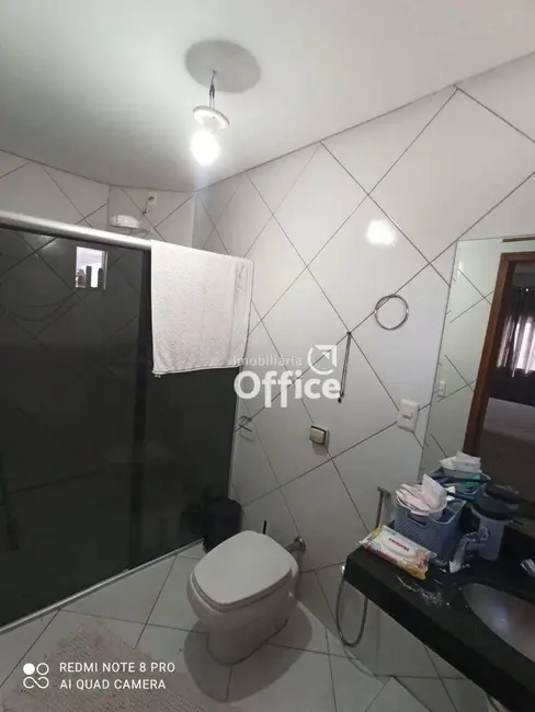 Sobrado com 3 quartos à venda, 400m2 em Residencial Ayrton Senna, Anapolis - GO - imagem 7 Foto 7 de Sobrado com 3 quartos à venda, 400m2 em Residencial Ayrton Senna, Anapolis - GO