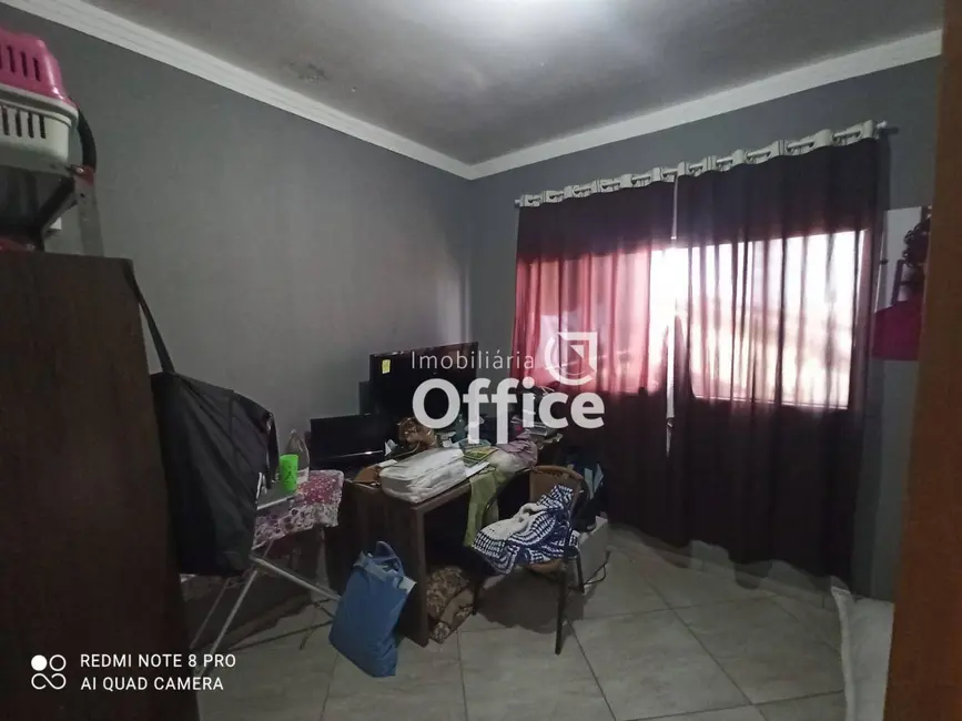Sobrado com 3 quartos à venda, 400m2 em Residencial Ayrton Senna, Anapolis - GO - imagem 8 Foto 8 de Sobrado com 3 quartos à venda, 400m2 em Residencial Ayrton Senna, Anapolis - GO