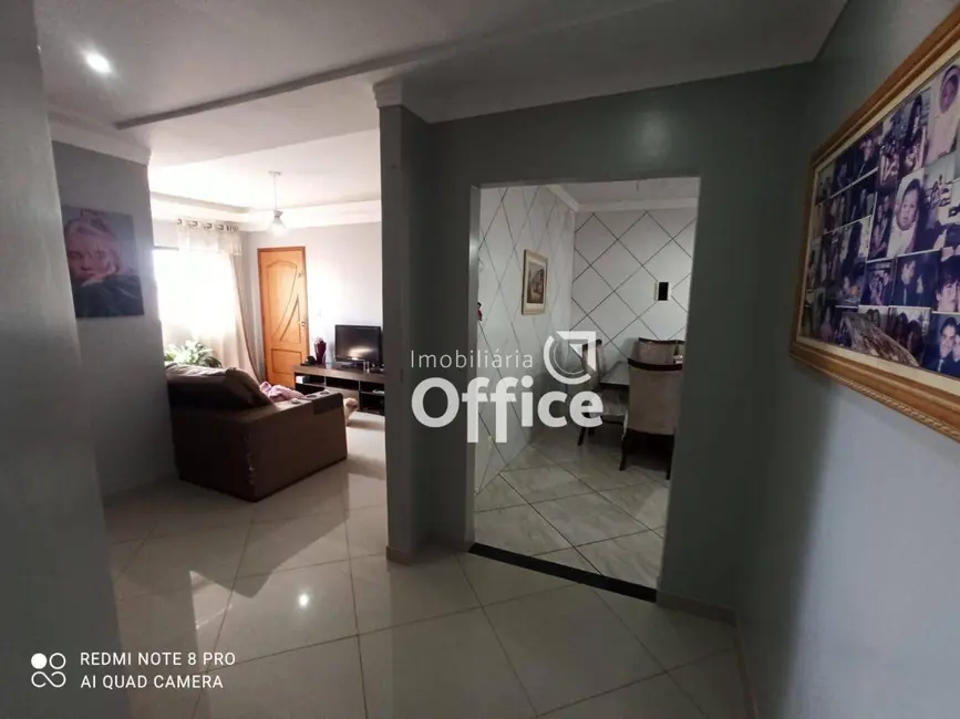 Sobrado com 3 quartos à venda, 400m2 em Residencial Ayrton Senna, Anapolis - GO - imagem 9 Foto 9 de Sobrado com 3 quartos à venda, 400m2 em Residencial Ayrton Senna, Anapolis - GO