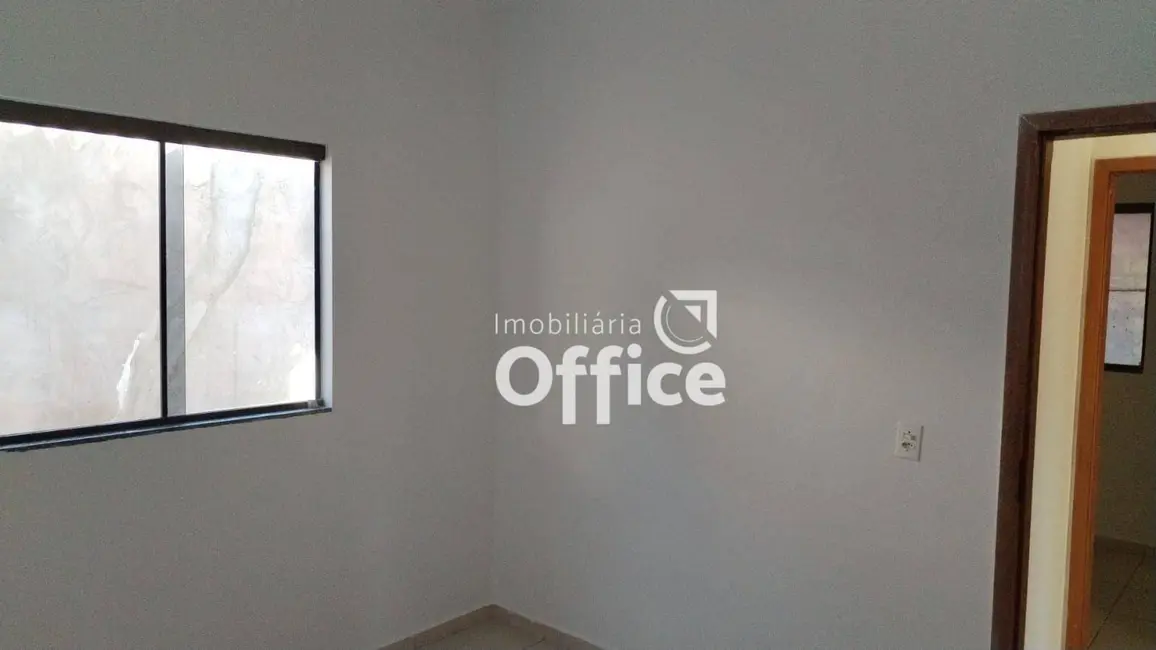 Casa com 3 quartos à venda, 224m2 em Santo Antônio, Anapolis - GO - imagem 7 Foto 7 de Casa com 3 quartos à venda, 224m2 em Santo Antônio, Anapolis - GO