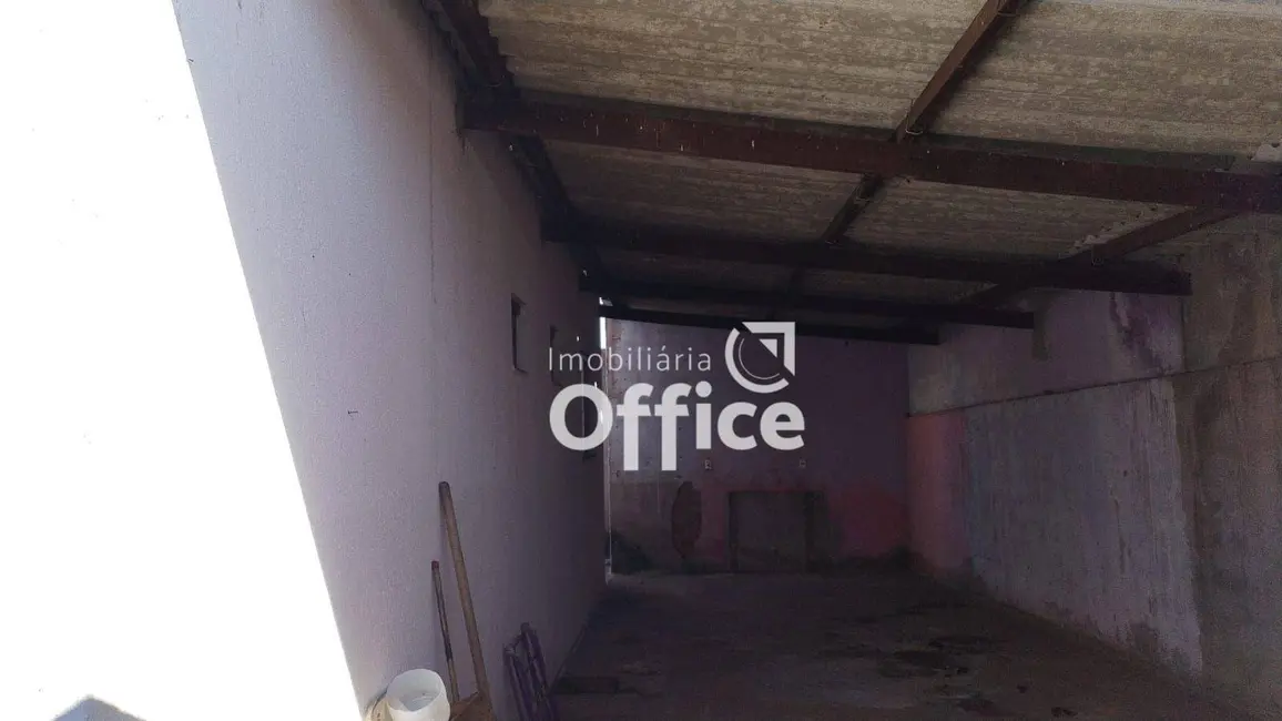 Casa com 3 quartos à venda, 224m2 em Santo Antônio, Anapolis - GO - imagem 3 Foto 3 de Casa com 3 quartos à venda, 224m2 em Santo Antônio, Anapolis - GO