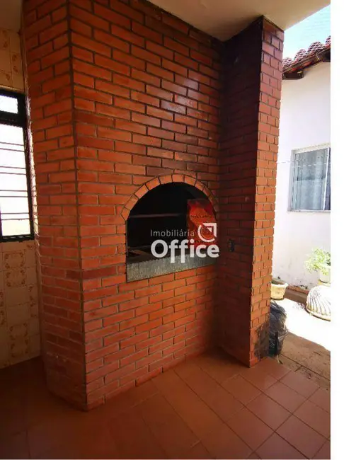 Foto 3 de Casa com 4 quartos à venda, 330m2 em Vila Góis, Anapolis - GO