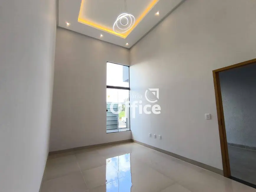 Casa com 3 quartos à venda, 150m2 em Residencial Dom Felipe, Anapolis - GO - imagem 3 Foto 3 de Casa com 3 quartos à venda, 150m2 em Residencial Dom Felipe, Anapolis - GO