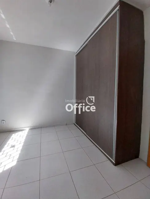 Foto 5 de Casa com 3 quartos à venda, 200m2 em Jardim Itália, Anapolis - GO