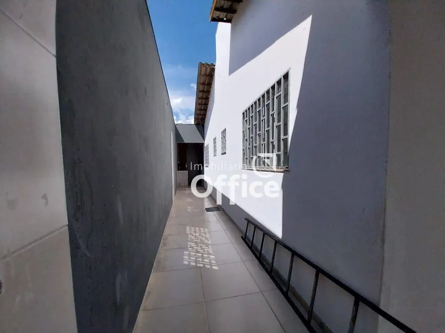 Foto 9 de Casa com 3 quartos à venda, 200m2 em Jardim Itália, Anapolis - GO