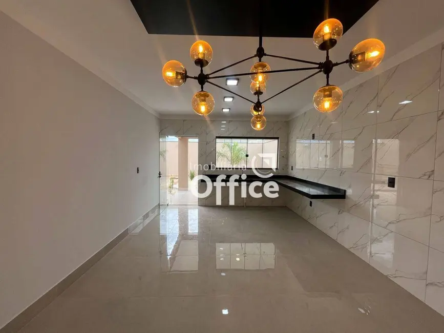 Foto 8 de Casa com 3 quartos à venda, 420m2 em Anapolis - GO