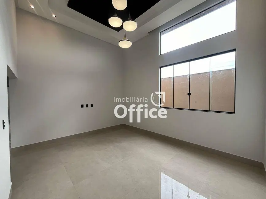 Foto 4 de Casa com 3 quartos à venda, 420m2 em Anapolis - GO