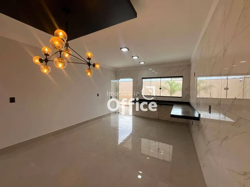 Foto 9 de Casa com 3 quartos à venda, 420m2 em Anapolis - GO