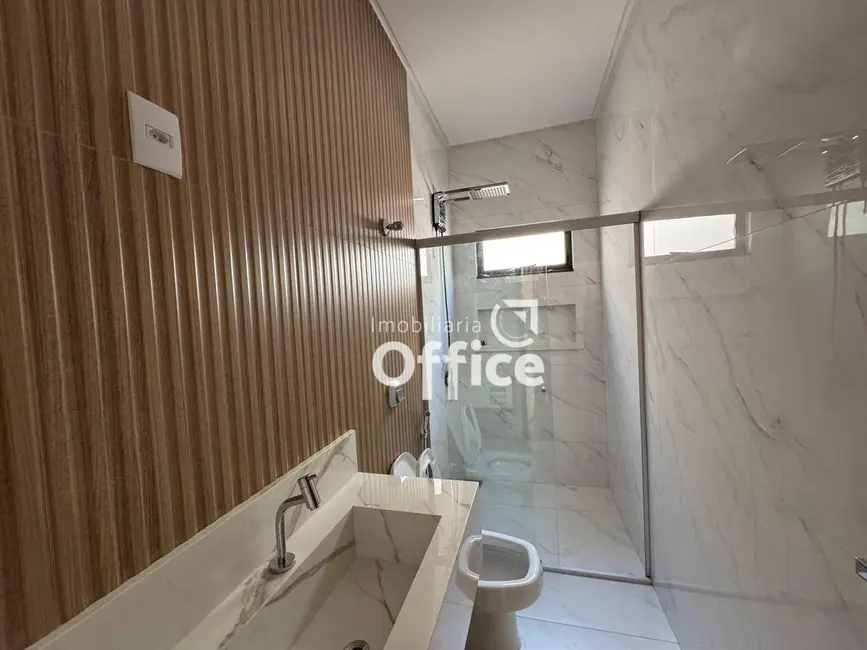 Casa com 3 quartos à venda, 200m2 em Residencial Paris, Anapolis - GO - imagem 5 Foto 5 de Casa com 3 quartos à venda, 200m2 em Residencial Paris, Anapolis - GO
