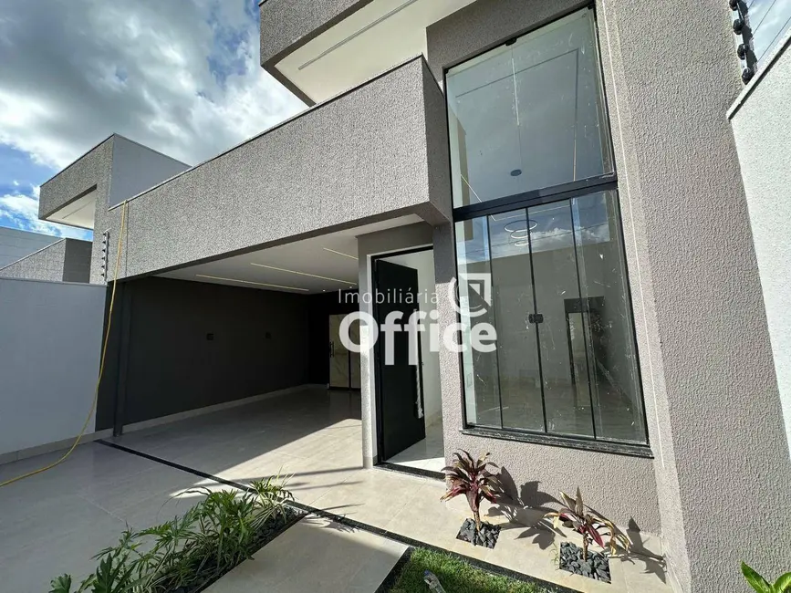Foto 1 de Casa com 3 quartos à venda, 200m2 em Anapolis - GO