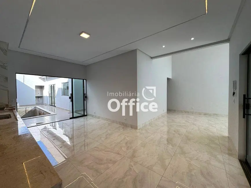 Foto 9 de Casa com 3 quartos à venda, 200m2 em Anapolis - GO