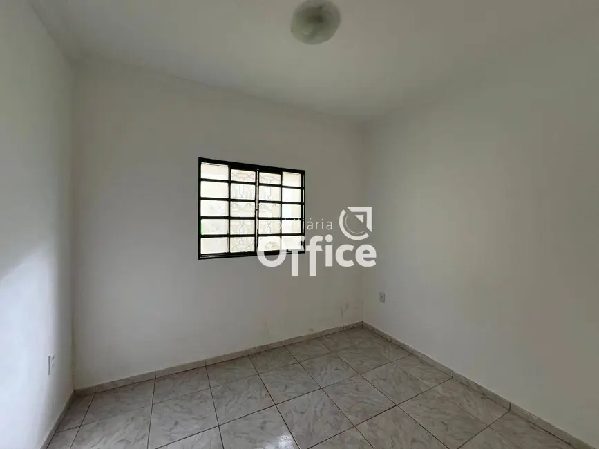 Foto 6 de Casa com 3 quartos à venda, 302m2 em Recanto do Sol, Anapolis - GO