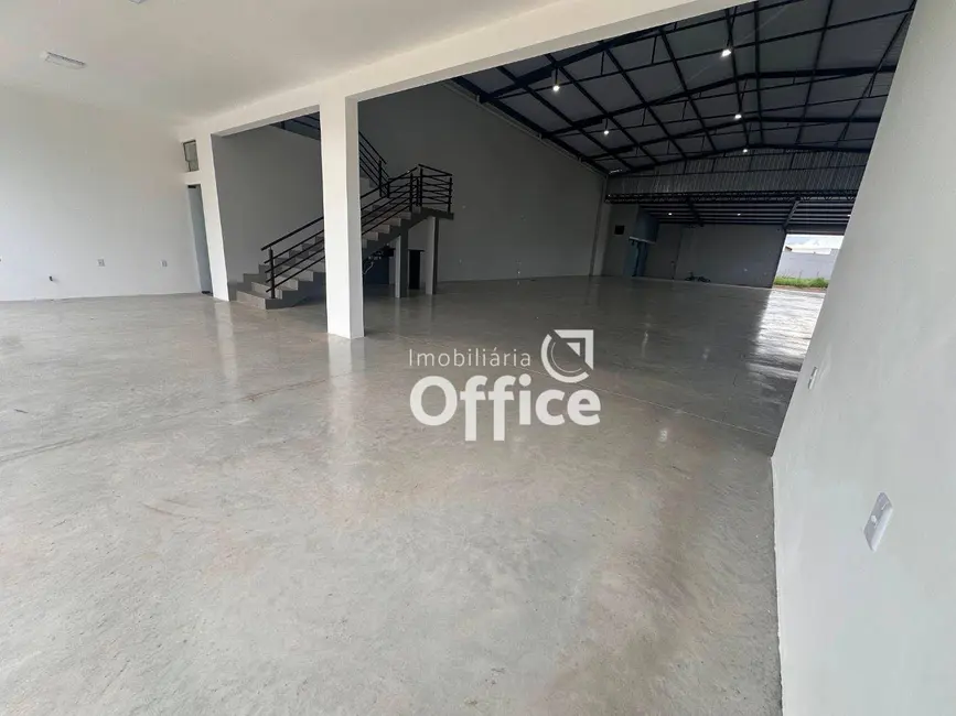 Foto 2 de Armazém / Galpão à venda, 605m2 em Anapolis - GO