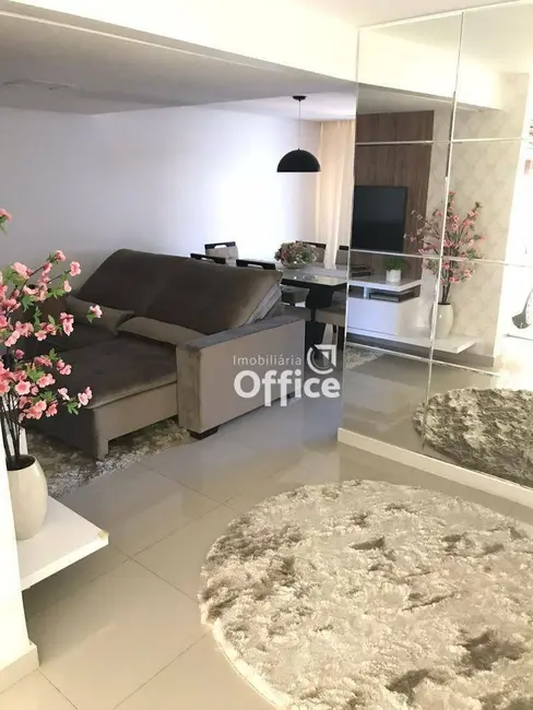 Casa com 3 quartos à venda, 150m2 em Residencial Flor do Cerrado, Anapolis - GO - imagem 3 Foto 3 de Casa com 3 quartos à venda, 150m2 em Residencial Flor do Cerrado, Anapolis - GO