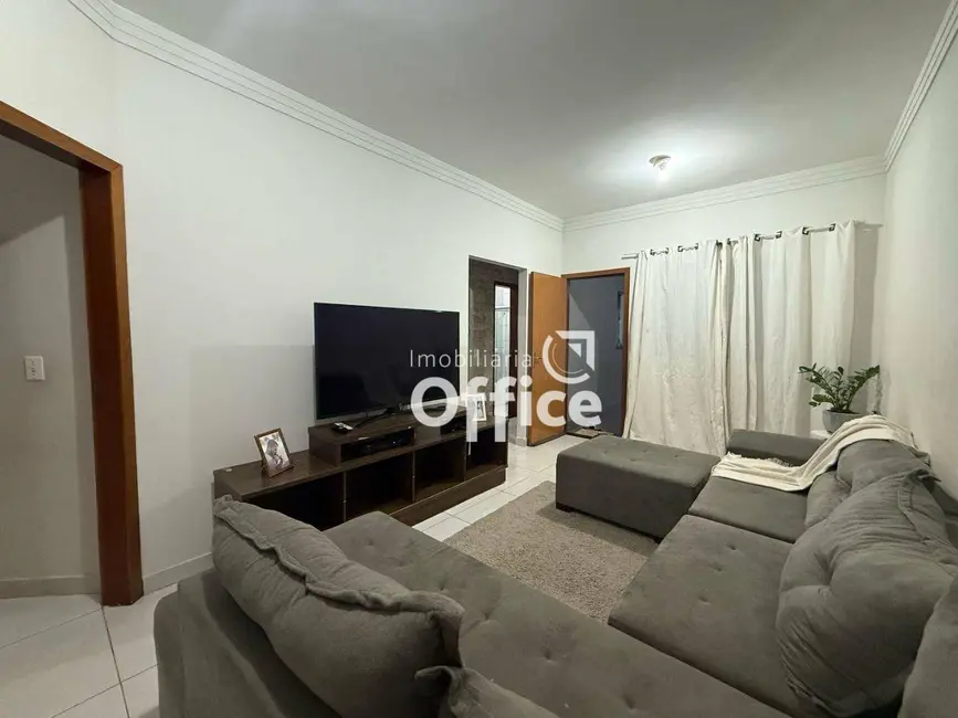 Foto 4 de Casa com 3 quartos à venda, 150m2 em Residencial Vale do Sol, Anapolis - GO