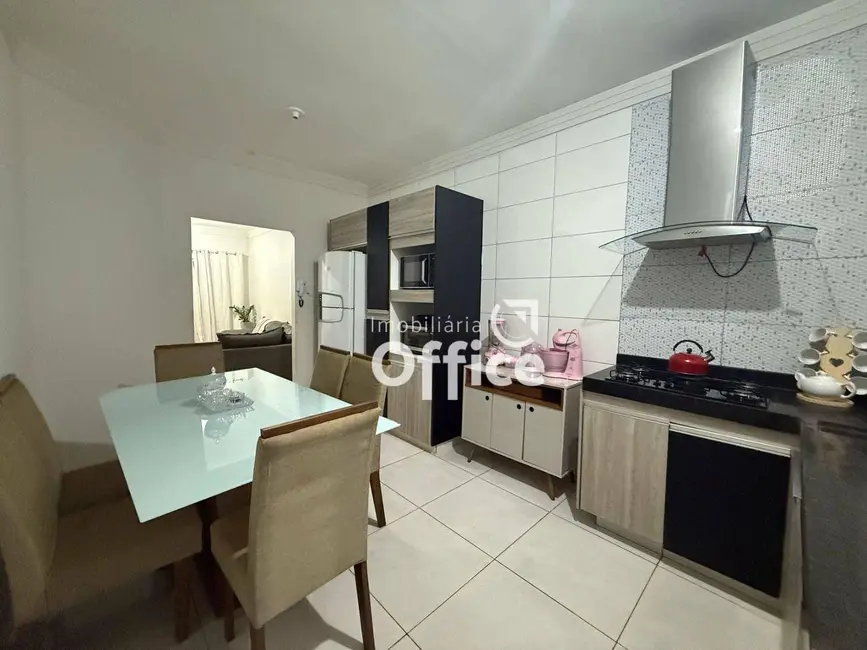 Foto 6 de Casa com 3 quartos à venda, 150m2 em Residencial Vale do Sol, Anapolis - GO