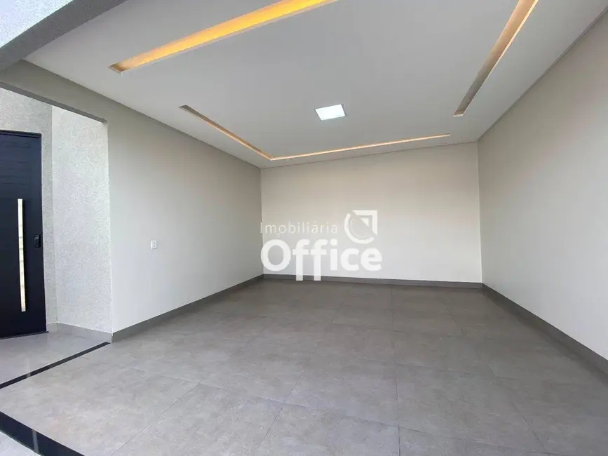Casa com 3 quartos à venda, 200m2 em Residencial Flor do Cerrado, Anapolis - GO - imagem 2 Foto 2 de Casa com 3 quartos à venda, 200m2 em Residencial Flor do Cerrado, Anapolis - GO