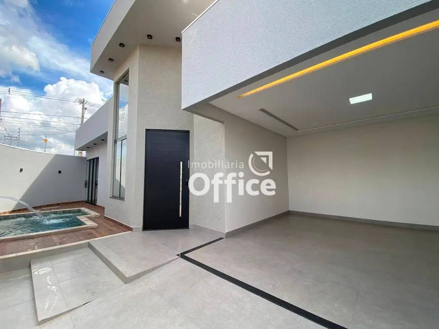 Casa com 3 quartos à venda, 200m2 em Residencial Flor do Cerrado, Anapolis - GO - imagem 1 Foto 1 de Casa com 3 quartos à venda, 200m2 em Residencial Flor do Cerrado, Anapolis - GO