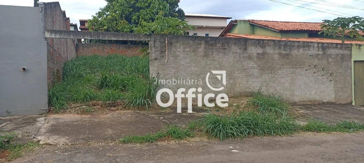 Foto 4 de Terreno / Lote à venda, 300m2 em Itamaraty 4ª Etapa, Anapolis - GO