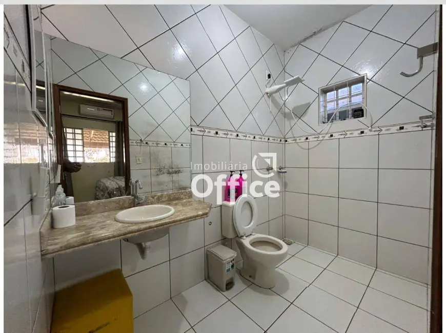 Foto 4 de Casa com 2 quartos à venda, 300m2 em Itamaraty 4ª Etapa, Anapolis - GO