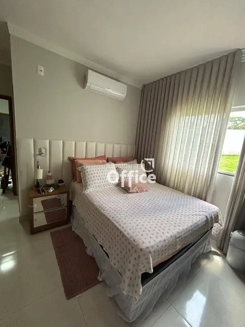 Foto 7 de Casa de Condomínio com 3 quartos à venda, 500m2 em Residencial Araguaia, Anapolis - GO