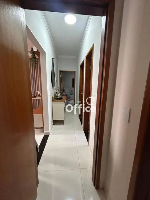 Foto 5 de Casa de Condomínio com 3 quartos à venda, 500m2 em Residencial Araguaia, Anapolis - GO