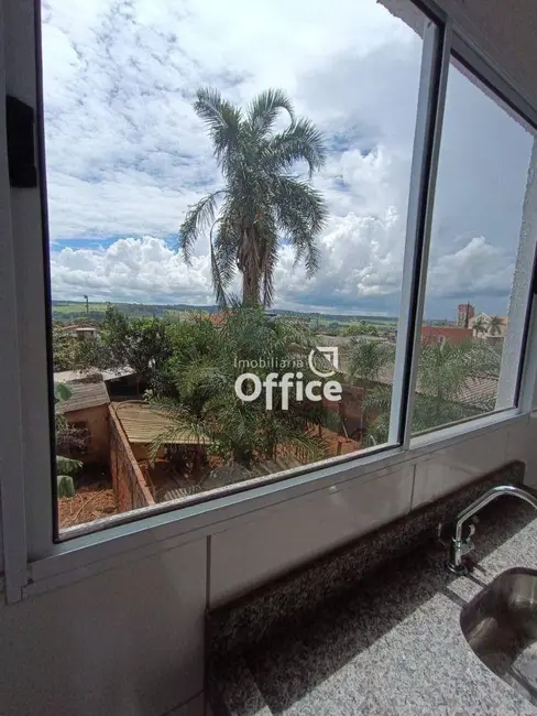 Foto 5 de Apartamento com 2 quartos à venda, 45m2 em Vila Jaiara, Anapolis - GO