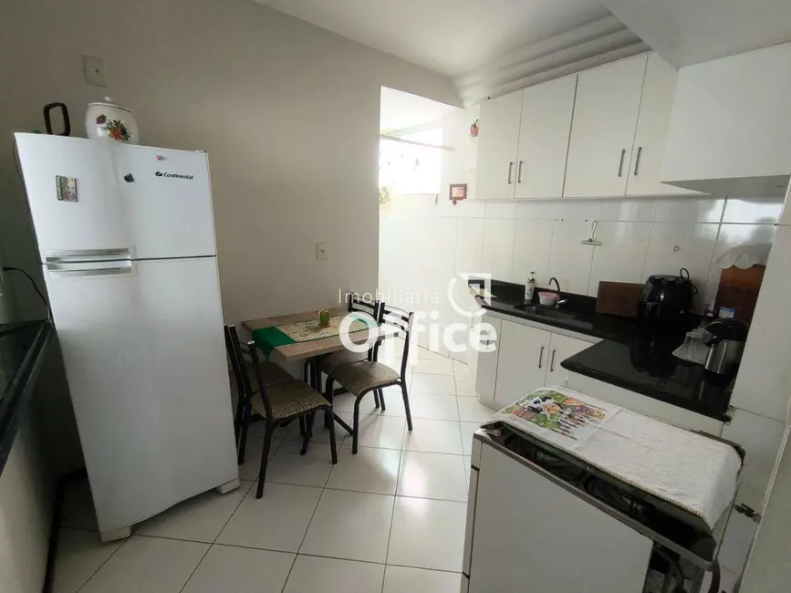 Foto 5 de Apartamento com 3 quartos à venda, 67m2 em Vila Jaiara, Anapolis - GO