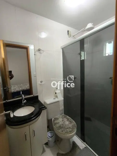 Foto 9 de Apartamento com 3 quartos à venda, 67m2 em Vila Jaiara, Anapolis - GO