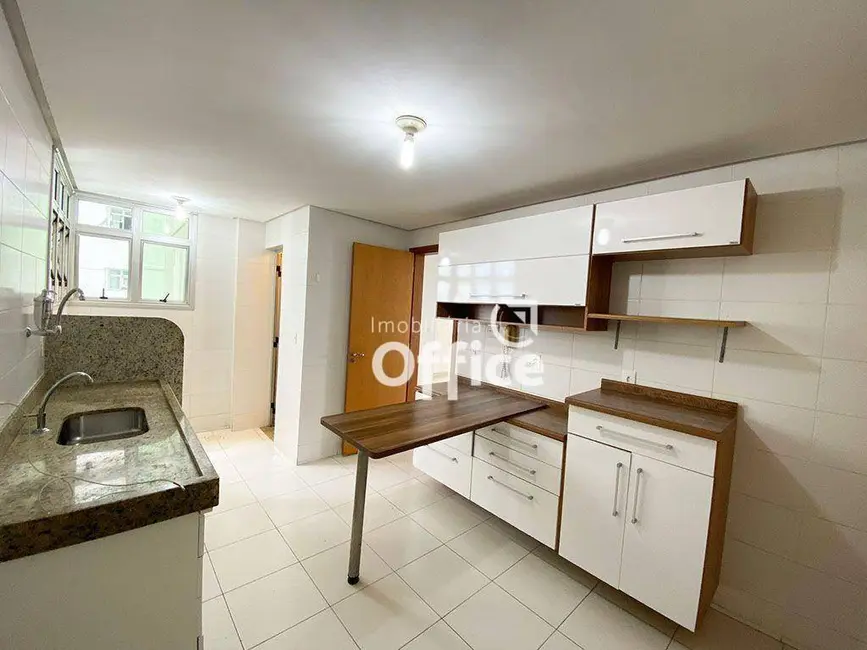 Foto 1 de Apartamento com 3 quartos à venda, 95m2 em Vila Santa Isabel, Anapolis - GO