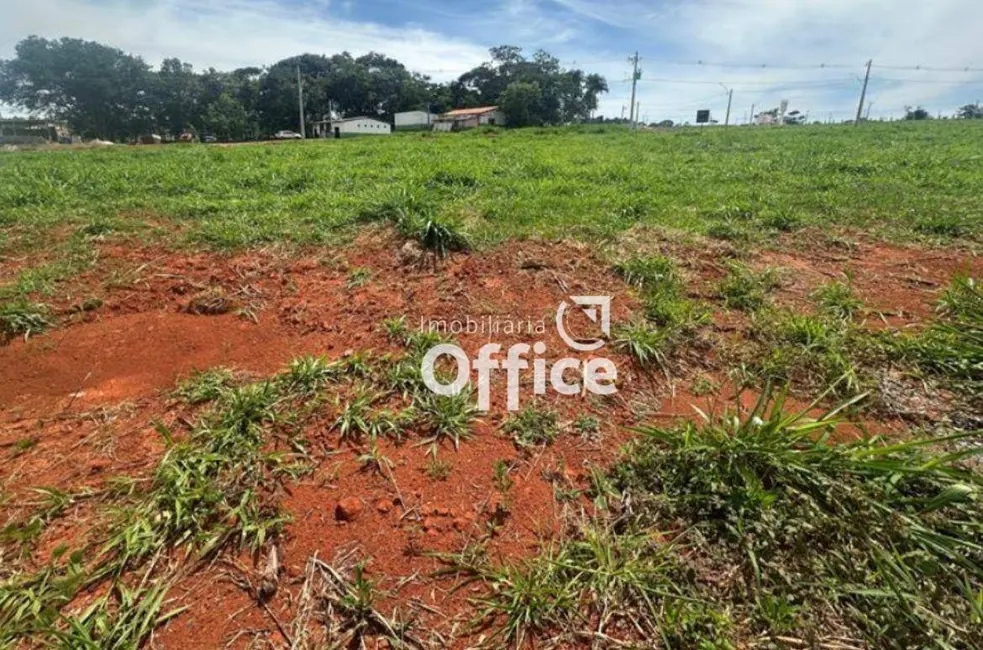 Foto 1 de Terreno / Lote à venda, 250m2 em Anapolis - GO