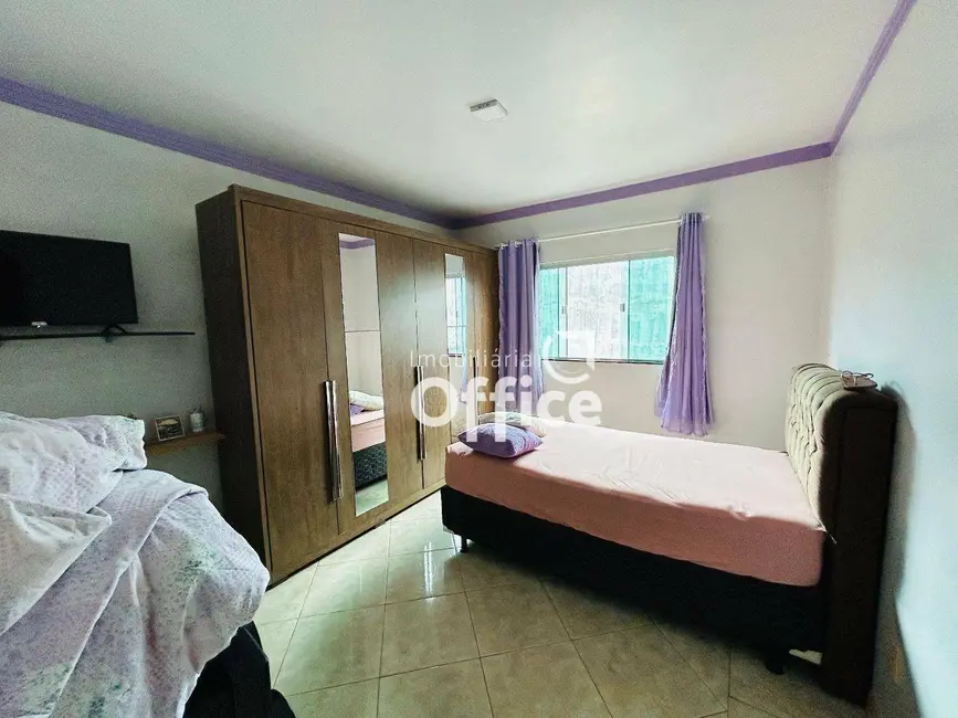 Casa com 3 quartos à venda, 300m2 em Boa Vista, Anapolis - GO - imagem 9 Foto 9 de Casa com 3 quartos à venda, 300m2 em Boa Vista, Anapolis - GO