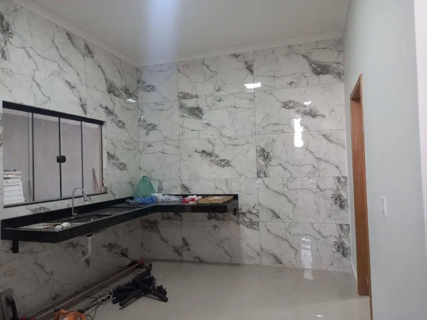 Foto 6 de Casa com 3 quartos à venda, 300m2 em Nova Vila Jaiara, Anapolis - GO