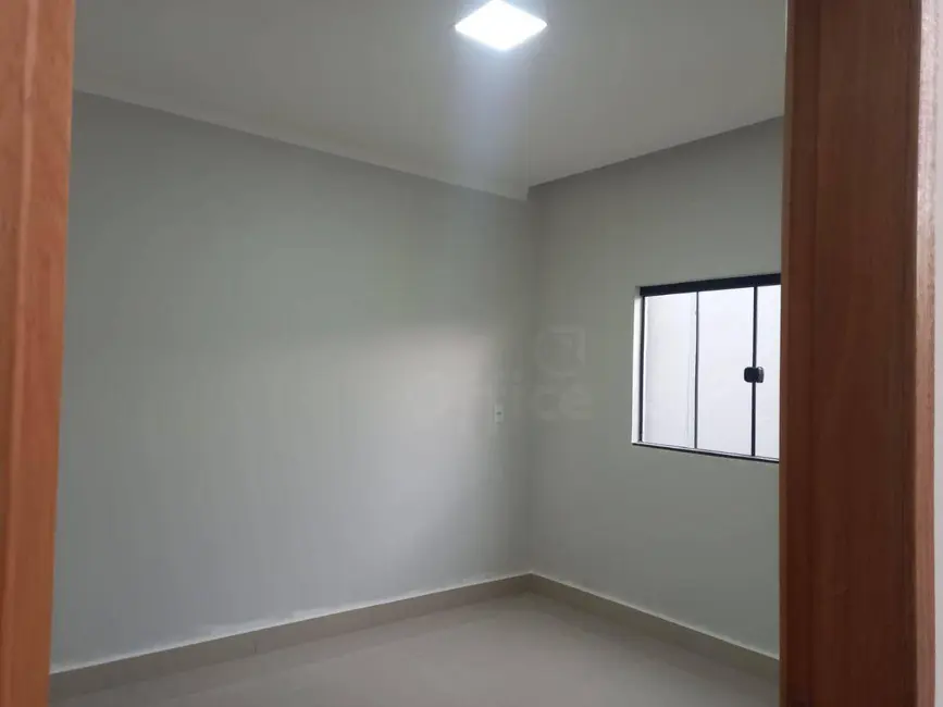 Foto 4 de Casa com 3 quartos à venda, 300m2 em Nova Vila Jaiara, Anapolis - GO