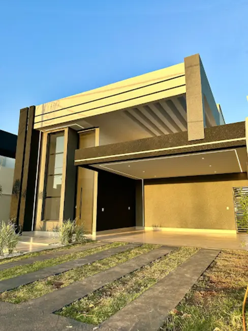 Casa de Condomínio com 3 quartos à venda, 360m2 em Senador Canedo - GO - imagem 3 Foto 3 de Casa de Condomínio com 3 quartos à venda, 360m2 em Senador Canedo - GO