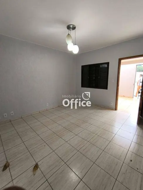 Casa com 4 quartos à venda, 400m2 em Vila Miguel Jorge, Anapolis - GO - imagem 6 Foto 6 de Casa com 4 quartos à venda, 400m2 em Vila Miguel Jorge, Anapolis - GO