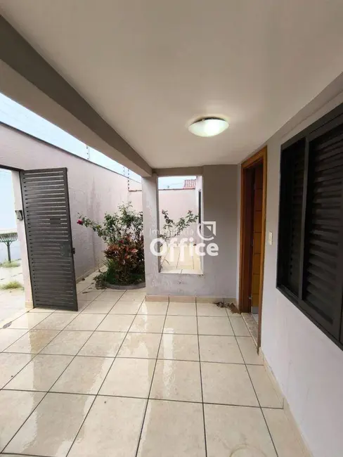 Casa com 4 quartos à venda, 400m2 em Vila Miguel Jorge, Anapolis - GO - imagem 2 Foto 2 de Casa com 4 quartos à venda, 400m2 em Vila Miguel Jorge, Anapolis - GO