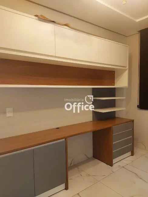 Foto 8 de Sobrado com 4 quartos à venda, 150m2 em São Carlos, Anapolis - GO