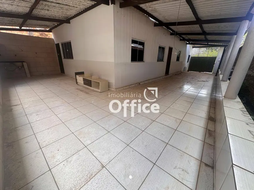 Foto 3 de Casa com 3 quartos à venda, 300m2 em Parque Brasília, Anapolis - GO