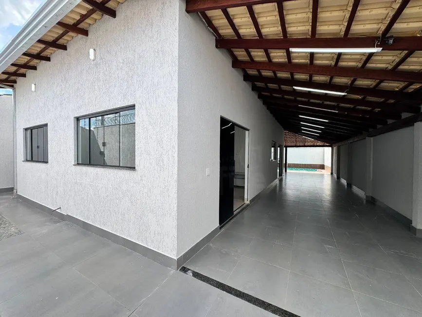 Foto 8 de Casa com 3 quartos à venda, 300m2 em Parque dos Pirineus, Anapolis - GO