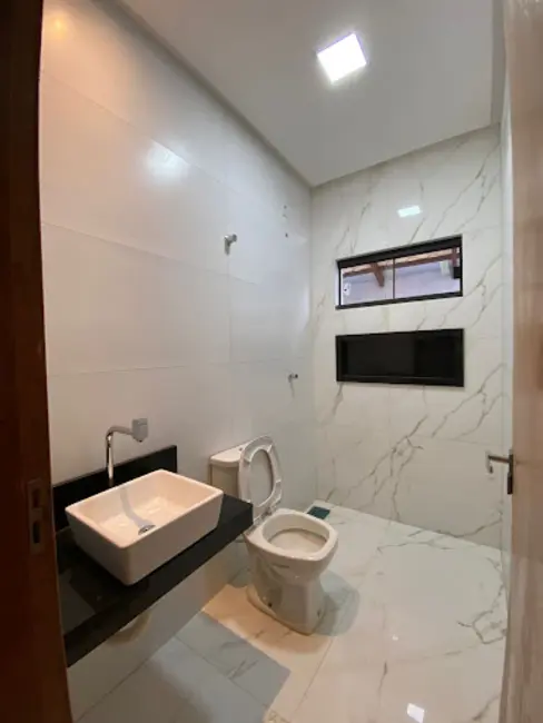 Foto 5 de Casa com 3 quartos à venda, 300m2 em Parque dos Pirineus, Anapolis - GO