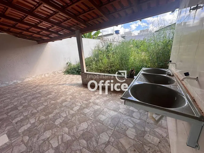 Foto 8 de Casa com 2 quartos à venda, 300m2 em Jardim Primavera 2ª Etapa, Anapolis - GO