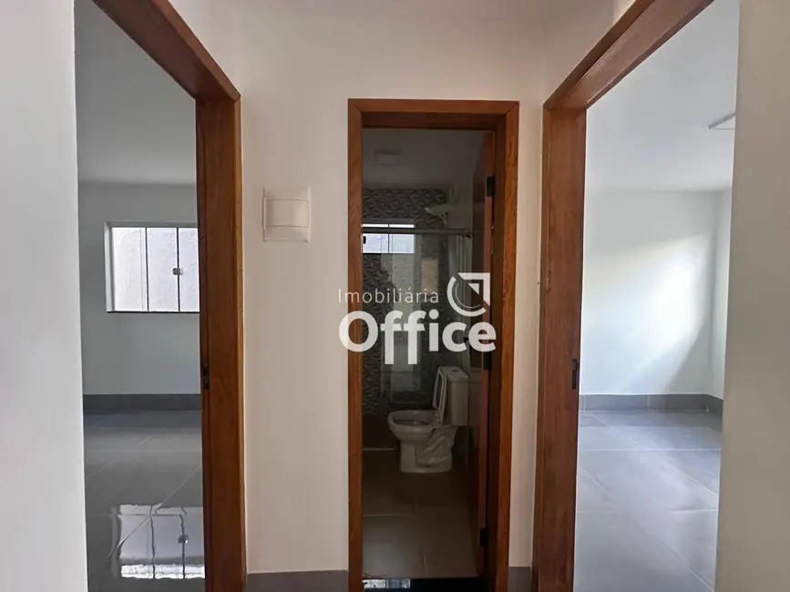 Foto 2 de Casa com 2 quartos à venda, 300m2 em Jardim Primavera 2ª Etapa, Anapolis - GO