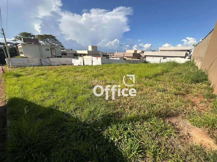 Terreno / Lote à venda, 427m2 em Condomínio Residencial Grand Trianon, Anapolis - GO - imagem 4 Foto 4 de Terreno / Lote à venda, 427m2 em Condomínio Residencial Grand Trianon, Anapolis - GO