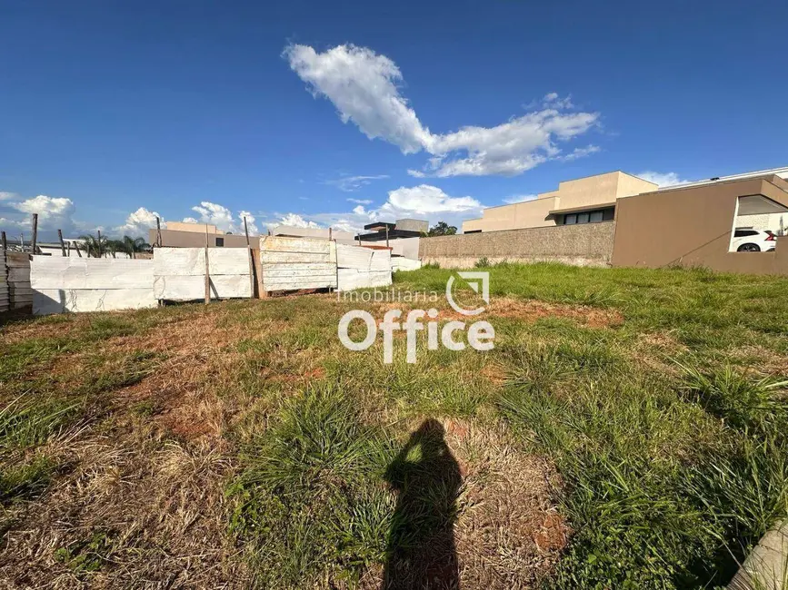 Terreno / Lote à venda, 427m2 em Condomínio Residencial Grand Trianon, Anapolis - GO - imagem 5 Foto 5 de Terreno / Lote à venda, 427m2 em Condomínio Residencial Grand Trianon, Anapolis - GO