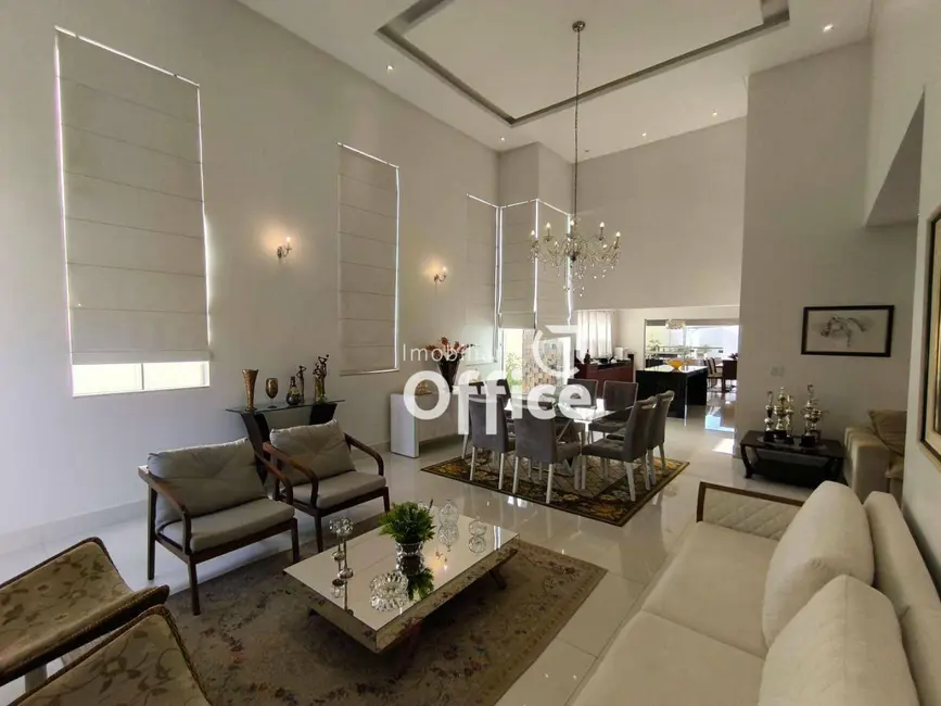Foto 5 de Casa com 5 quartos à venda, 510m2 em Vila Santa Isabel, Anapolis - GO