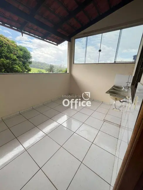 Foto 5 de Casa com 3 quartos à venda, 300m2 em Parque das Primaveras, Anapolis - GO