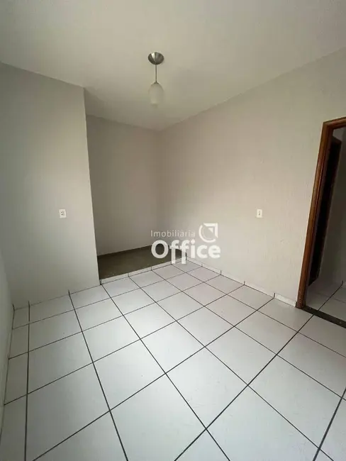 Foto 9 de Casa com 3 quartos à venda, 300m2 em Parque das Primaveras, Anapolis - GO