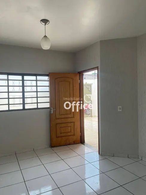 Foto 6 de Casa com 3 quartos à venda, 300m2 em Parque das Primaveras, Anapolis - GO